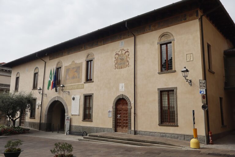 Elezioni comunali 2007: Rovato.org propone un incontro pubblico con i candidati sindaco