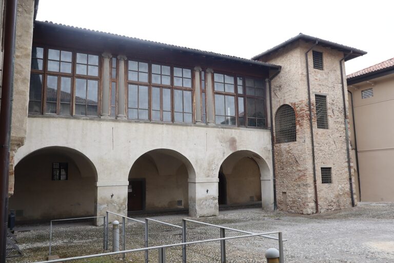 Il questore di Brescia a Rovato per il nuovo fotosegnalamento della Polizia locale