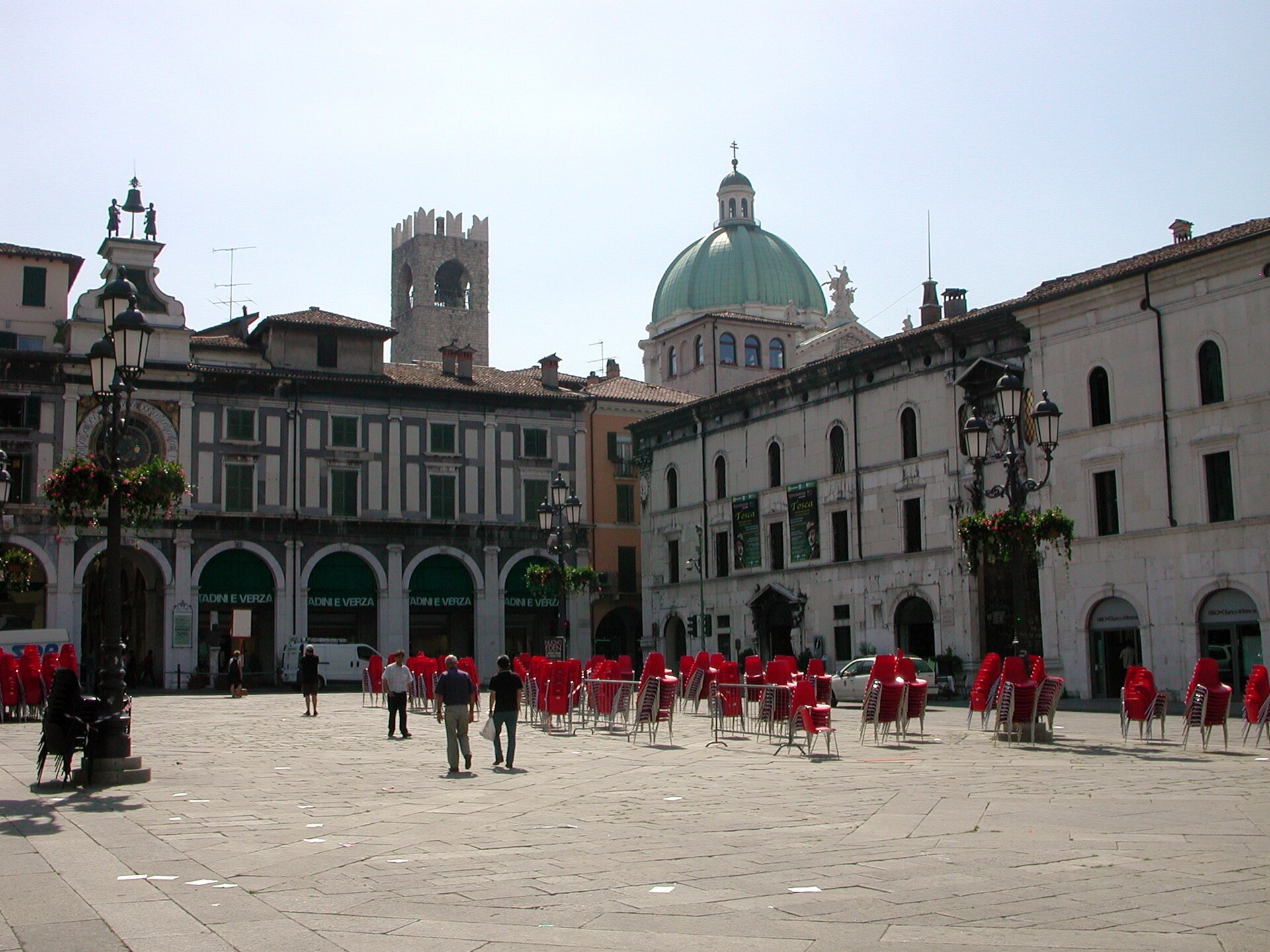 Idoneità alloggiativa: il Tribunale di Brescia condanna Rovato e Pontoglio per condotta discriminatoria