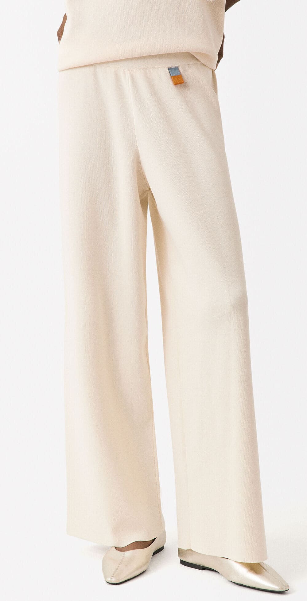 I pantaloni in maglia beige di Parfois