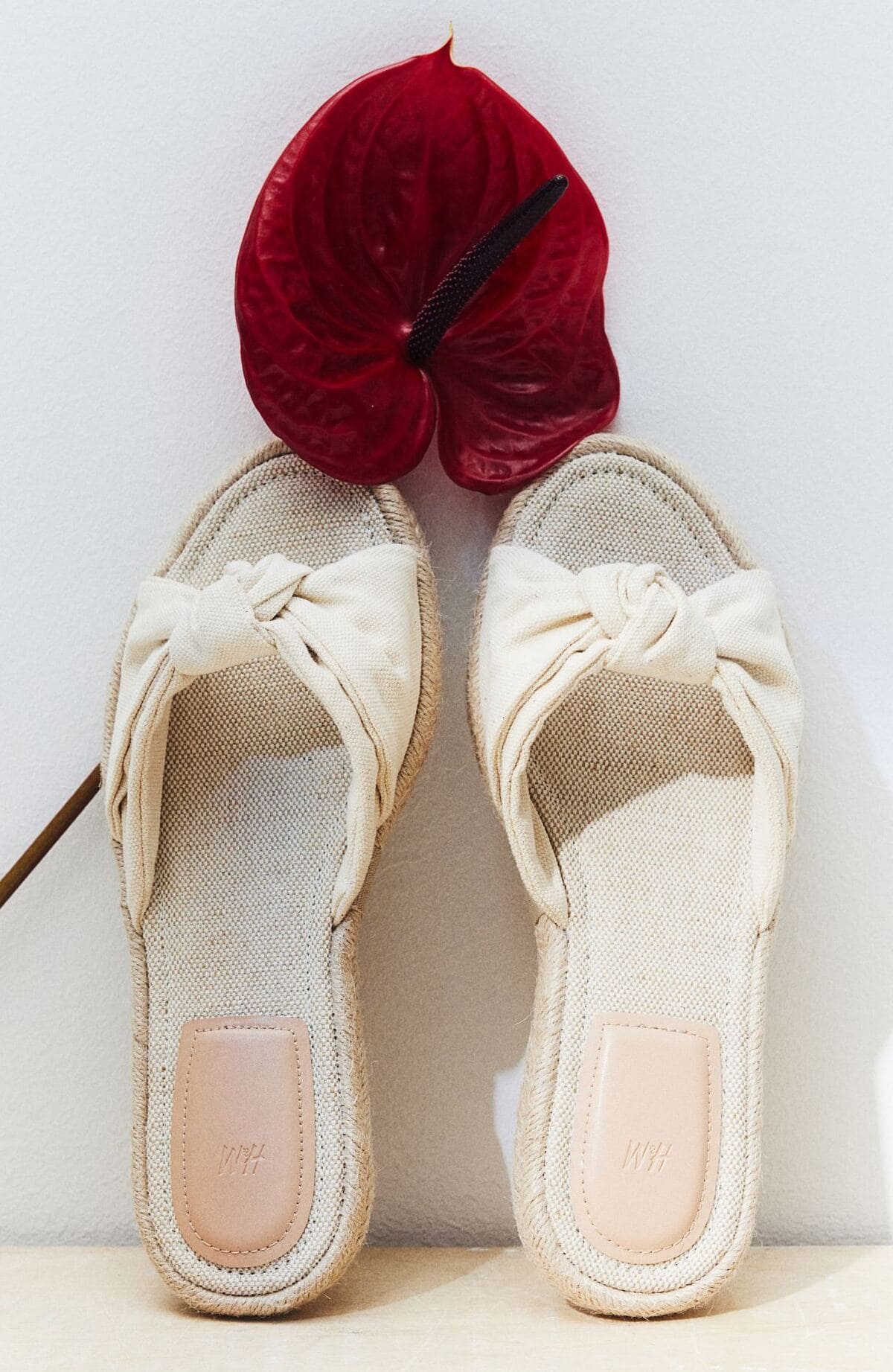Le sandali di espadrillas con nodo di H&M