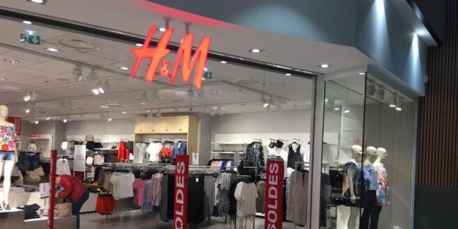 H&M vende la gonna svasata più alla moda della primavera a meno di 35 euro !